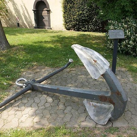 Ferienwohnung Neli Am Rhein Rheinbrohl エクステリア 写真