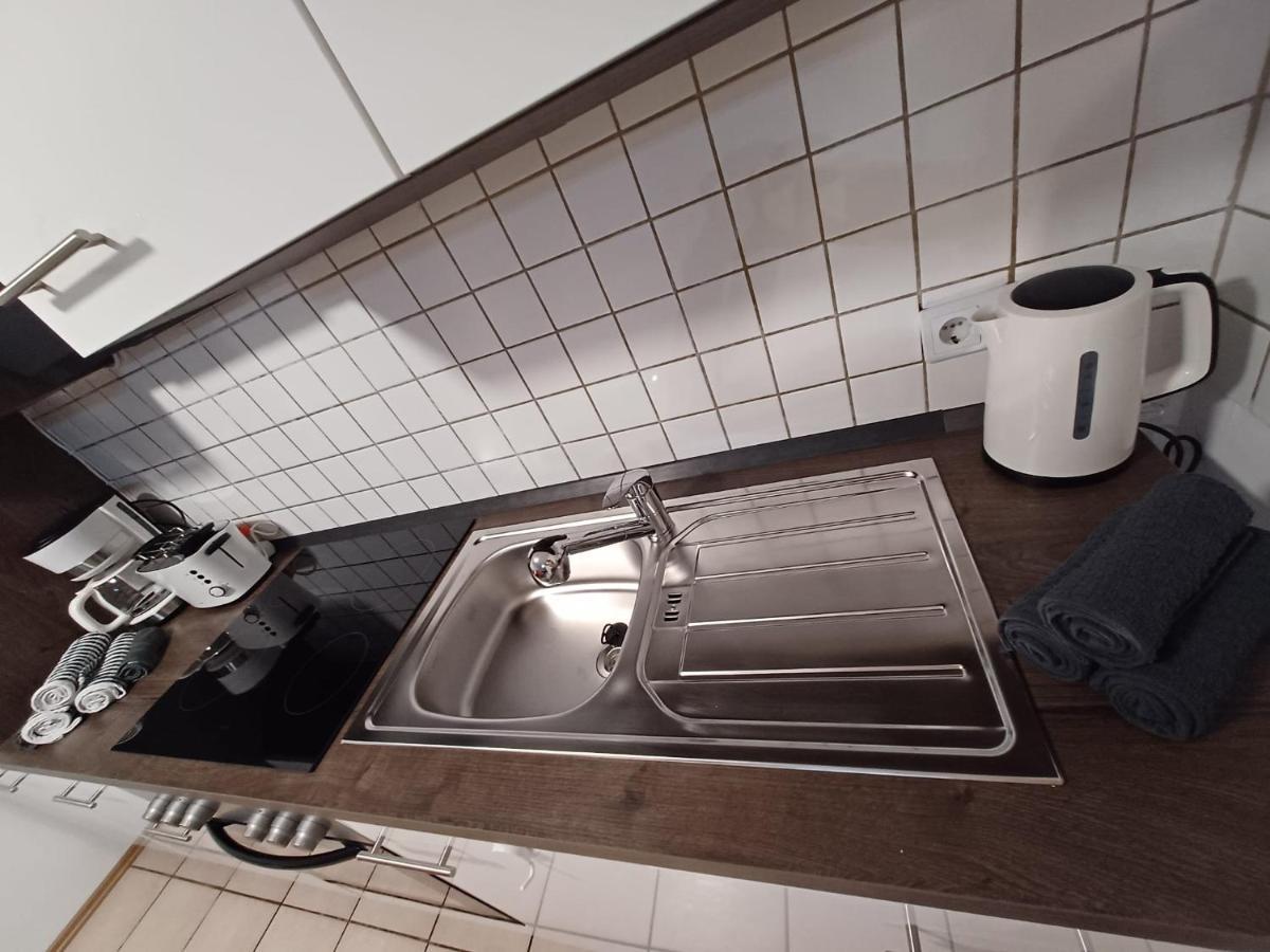 Ferienwohnung Neli Am Rhein Rheinbrohl エクステリア 写真