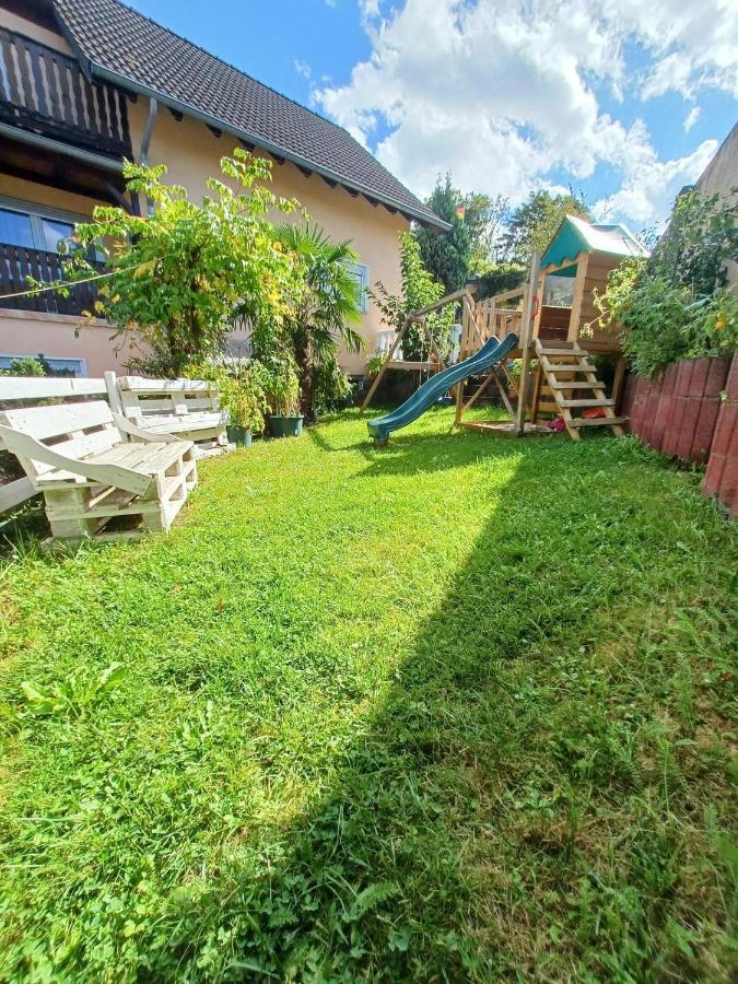 Ferienwohnung Neli Am Rhein Rheinbrohl エクステリア 写真