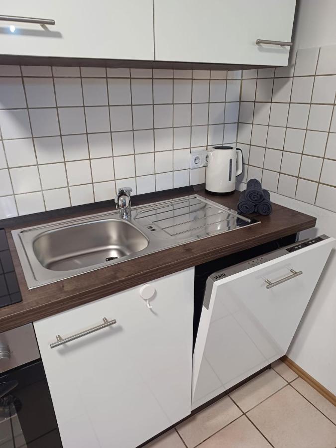 Ferienwohnung Neli Am Rhein Rheinbrohl エクステリア 写真