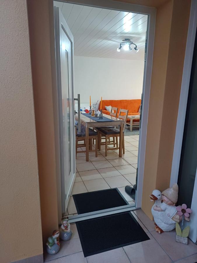 Ferienwohnung Neli Am Rhein Rheinbrohl エクステリア 写真